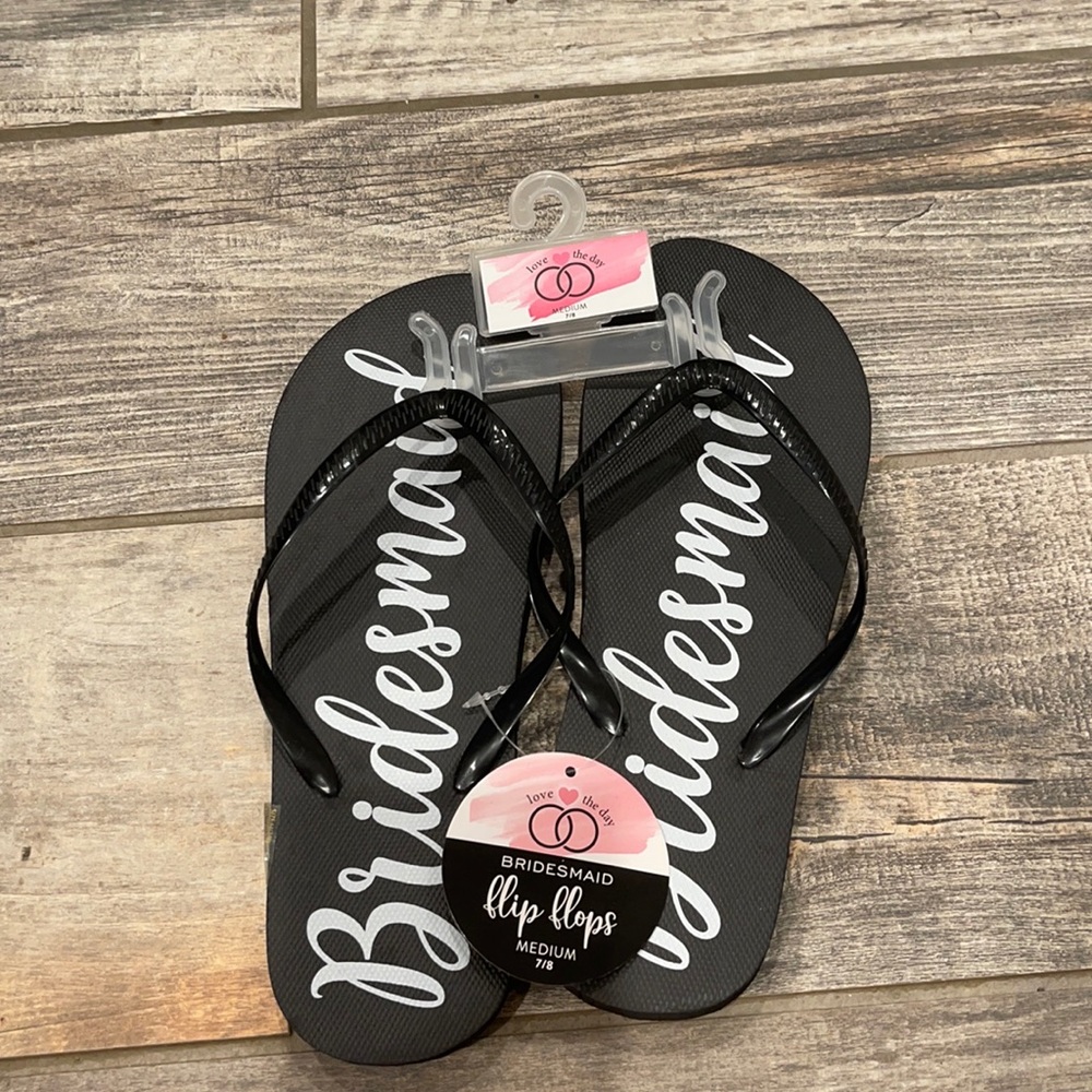 Bridesmaid flip flops